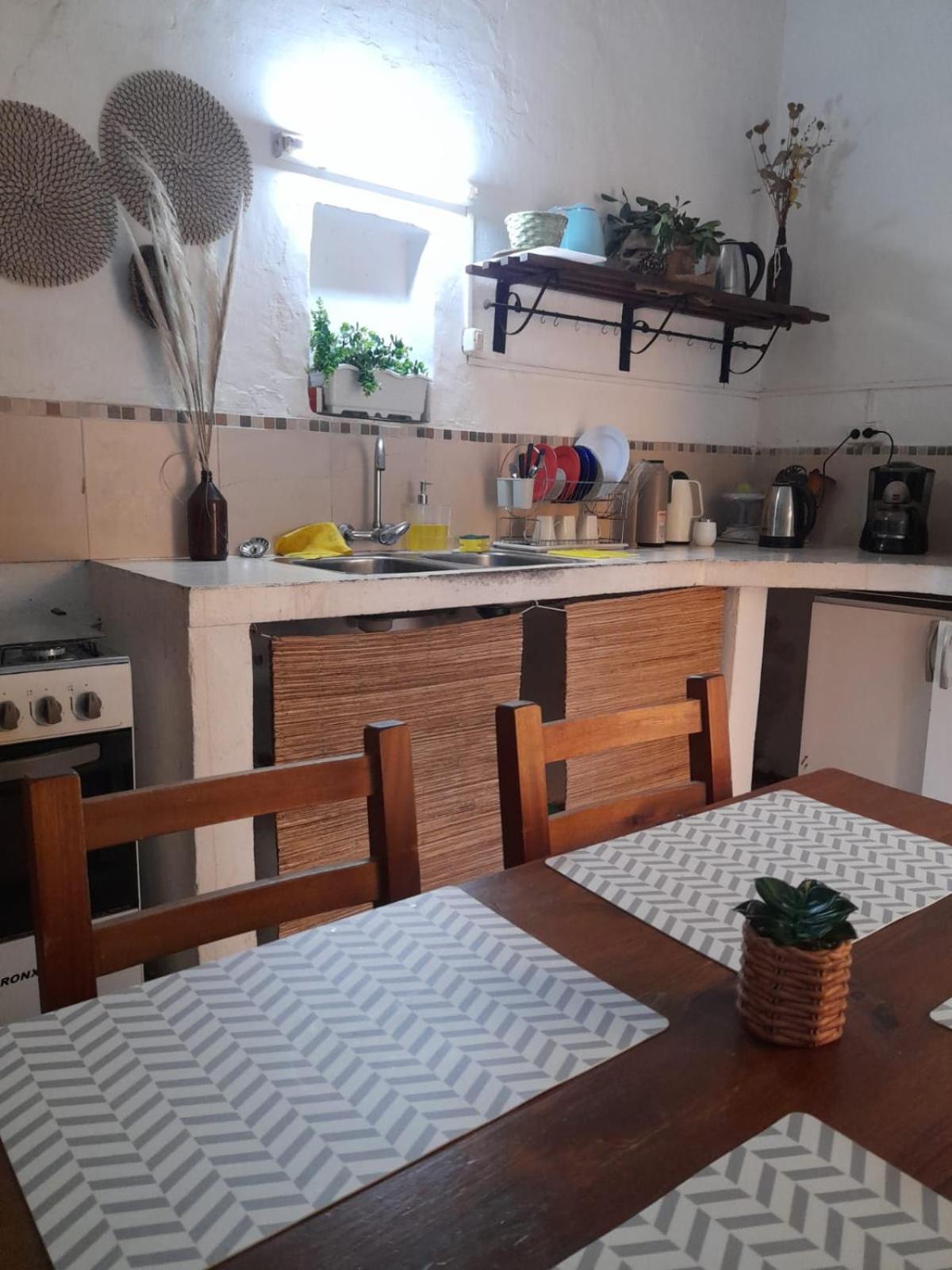 Casa Calma Hostel Colonia del Sacramento Ngoại thất bức ảnh